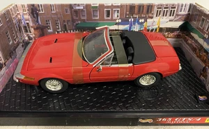 1:18 1968 Ferrari 365 GTS4 Hot Wheels #25730 Diecast Supercar Rare NEW - Picture 1 of 12