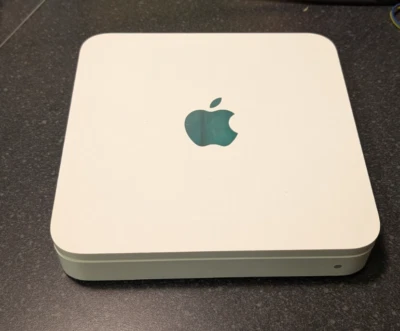 Apple AirPort Time Capsule 2TB - A1409 - Image 1 of 3