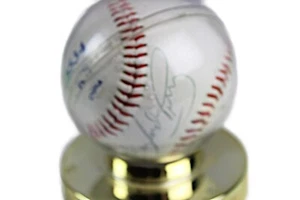 Gaylord Perry Signed Baseball 314 Wins Cy Young HOF He gave me this at my job - Picture 1 of 6