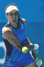 TENNIS* JOHANNA KONTA SIGNED 6x4 ACTION PHOTO+COA *WIMBLEDON* **PROOF**