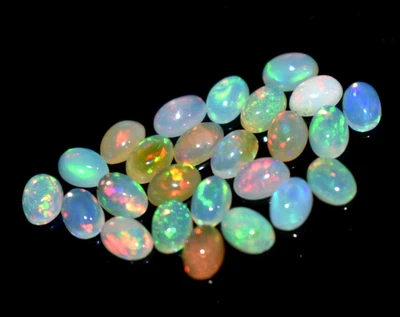 Natural White Ethiopian Opal Oval Shape Cabochon  25 Ps Lot Gemstone 7.85 Ct 6X4 - Image 1 of 4