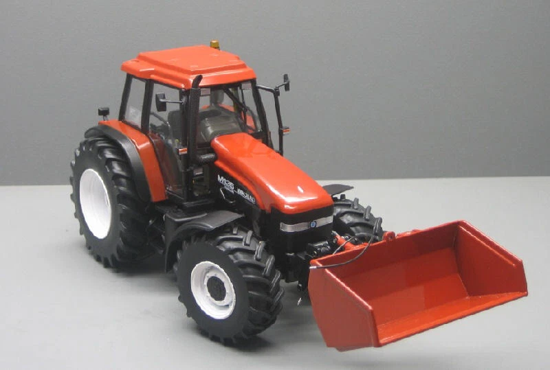 Modellino mezzi agricoli Replicagri TRATTORE FIAT M135 W095B 1:32 modellismo - Immagine 1 di 1