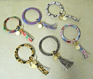 Leatherette Bangle Bracelet Wristlet Key Rings Keychain Choose Your Color - Picture 1 of 13