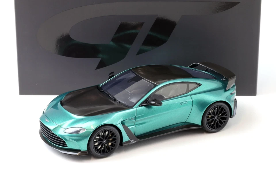 Gt-Spirit 1/18 Aston Martin V12 Vantage 2023 Racing Green GT922