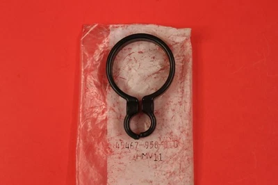 Guía de cable de freno delantero OEM 45467-958-010 NUEVO DE STOCK Honda ATC185 ATC200 Foto 1 de 4