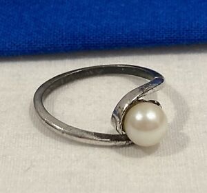 Vintage AVON SIGNED 925 Sterling Silver Faux White Pearl Bypass RING SIZE 5