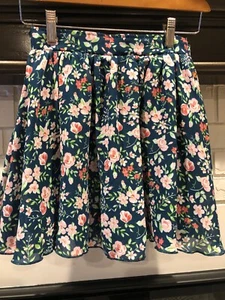 Matilda Jane, Hello Lovely Roses Are Red Skirt. Size 10 - Picture 1 of 4