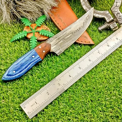 Cuchillo desollador de hoja de acero Damasco hecho a mano personalizado cuchillo de caza de camping TN-9189 Foto 1 de 4