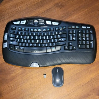 Logitech K350 Y-RBN90 Wireless Comfort Wave Ergonomic Keyboard Unify USB & Mouse - Image 1 of 4