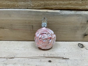 Vintage INGE-GLAS Vidrio Rosa Viejo Mundo Rosa Adorno de Navidad. T287  - Imagen 1 de 4