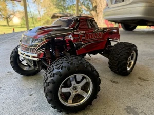 Traxxas T-Maxx Brushless Conversion ARTR - Picture 1 of 5