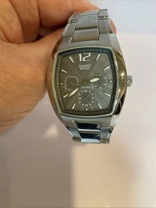 Vintage Casio Edifice Men's Silver Stainless Steel Gray Dial Watch EF-306 - Picture 1 of 8