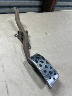 2003 03 04 Ford Mustang Cobra SVT acelerador pedal de gasolina 3340 Foto 1 de 4