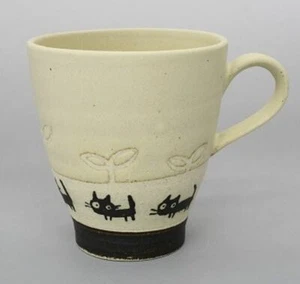 Mug Cup MINO YAKI WARE Coffee Tea Soup Cute Cat Kawaii Neko Walking Japan Yellow - Picture 1 of 4