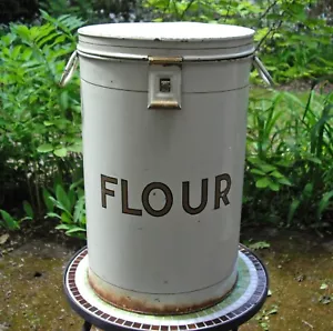 Vintage LISK FLOUR 16" Round Canister Tin w/ Hinged Lid CANANDAIGUA, NY ~ - Picture 1 of 20