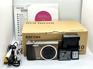 [Near Mint in Box] Ricoh R10 10.0MP 7.1x Compact digital Camera - Two-tone Japan - Picture 1 of 20