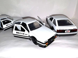 Toyota Trueno Corolla AE86 1986 modellino pressofuso 1:43 BIANCO con azione pull back - Foto 1 di 4