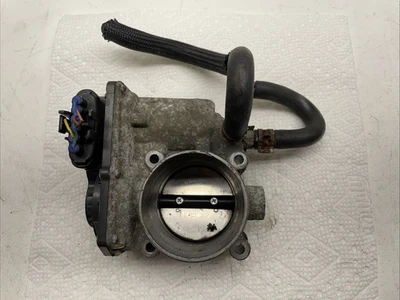 OEM 2011 2012 2013 2014 2015 2016 TOYOTA COROLLA 1.8L THROTTLE BODY 22030-0T080 - Image 1 of 4