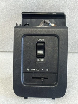 Toyota Previa 1991 1992 1993 1994 1995 1996 1997 techo corredizo e interruptores de aire Foto 1 de 4