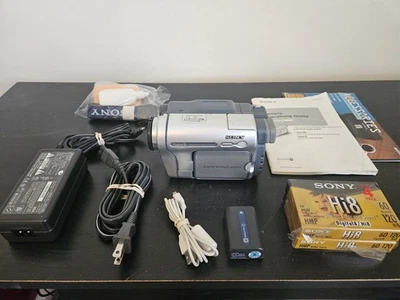 Sony Handycam Digital8 8mm Camcorder Home Video Tape Player Transfer Videos - Image 1 of 4