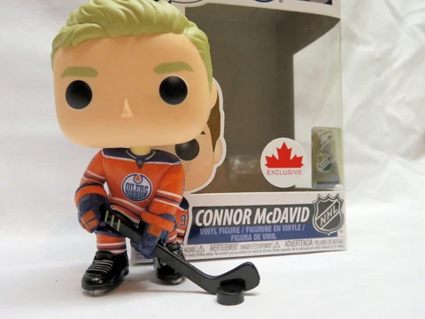 CONNOR MCDAVID, Edmonton Oilers, Funko POP NHL Figure (Orange Uniform), NIB Cover