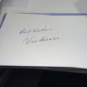 Vic Seixas Tennis HOFer signed Signed  index card