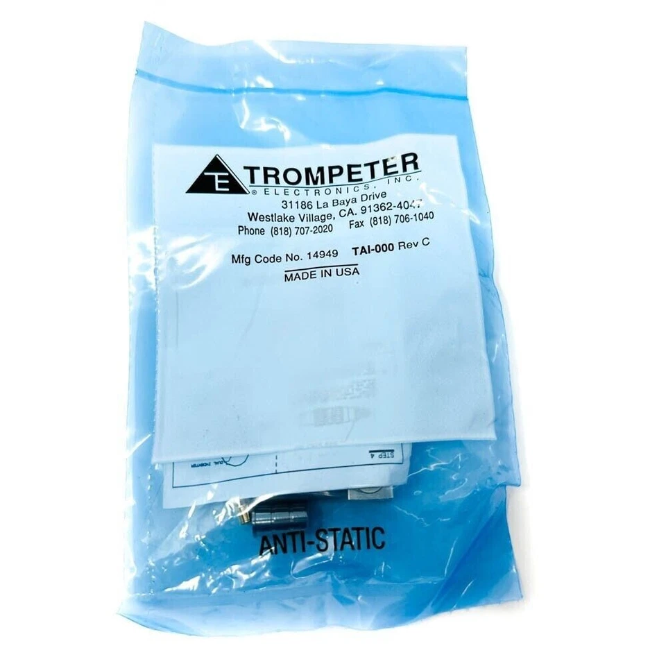 Trompeter TEI14949 Right Angle 70C 50C Large Body Series RF Coaxial Connector - Image 1 of 4