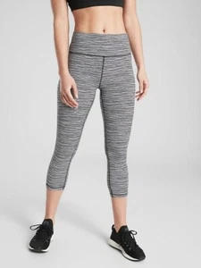 Athleta Ultimate Linear Lines Capri in Black/White, XSP, Workout Yoga Run 531307 - Picture 1 of 5