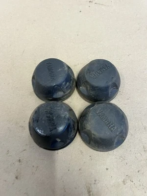 Tapacubos Yamaha Kodiak 450 2004 4x4 tapacubos centrales B643 Foto 1 de 3