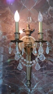 Vintage ANTIQUE FRENCH STYLE GILT BRONZE 2 LIGHT CANDELABRA WALL SCONCE FIXTURE - Picture 1 of 4