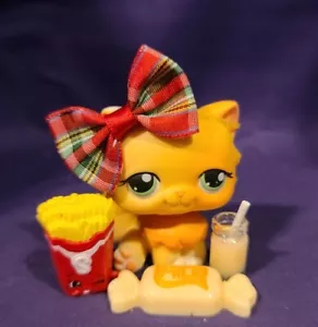 Authentic Littlest Pet Shop Walmart Exclusive Gold Yellow Persian Cat #217 Rare - Picture 1 of 8