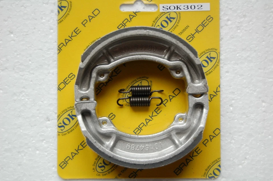 ZAPATOS FRENO TRASEROS + RESORTES SUZUKI RM 80 1977-1979 RM80 Foto 1 de 1