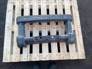 STÖSSELSTANGE ABDECKUNG VERKLEIDUNG VORNE FÜR MITSUBISHI DELICA L400 / 94-06 (RO-16) - Bild 1 von 4