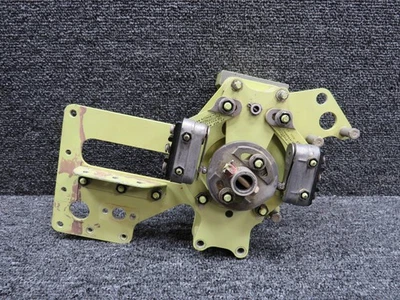 25-7CX47AB Hawker 800A Forward Throttle Quadrant Plate LH - Image 1 of 4