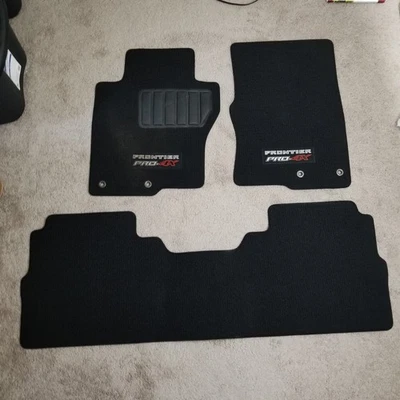 2022-2025 OEM Nissan Frontier PRO 4X Crew Cab CARPET Floor Mats 3Pcs T99E2 9BU1A - Image 1 of 4