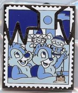 Prendedor Disney 82737 Sello Comercial Mundo Pequeño y Castillo Chip & Dale CHASER Plata # - Imagen 1 de 10