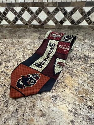 Corbata de seda para hombre Tampa Bay Buccaneers fútbol americano NFL traje informal de negocios Foto 1 de 4