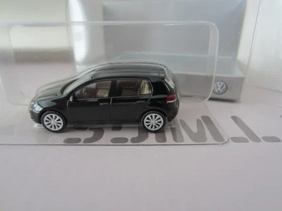 WIKING L.E. VOLKSWAGEN GOLF VI en NEGRO modelo es PLÁSTICO - HO o escala 1:87 Foto 1 de 3
