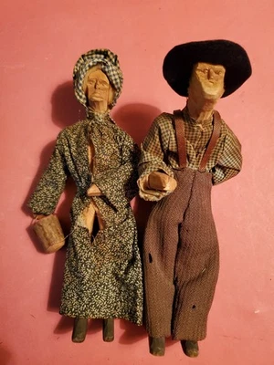 PAIR Antique Folk Art Carved Wooden Elderly Couple Ozark Dolls 7” Granny 6.5” Pa - Image 1 of 4