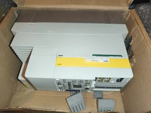 LENZE E84AVSCE4024SB0 - Imagen 1 de 2