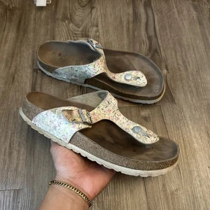 BIRKENSTOCK Gizeh Vegan Sandal White Floral Women’s Size 10/41 - Picture 1 of 8
