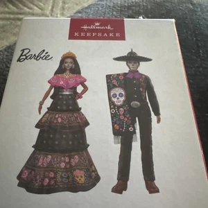 Hallmark Halloween Ken & Barbie Tag der Toten Dia De Los Muertos Ornamente Set - Bild 1 von 2
