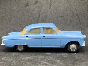 Spot On #100: Ford Zodiac with driver - Picture 1 of 6