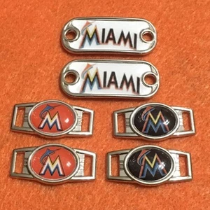 2 ~ Charms Miami Marlins MLB Paracord ovale o mini etichetta cane ciondoli lacci scarpe - Foto 1 di 1