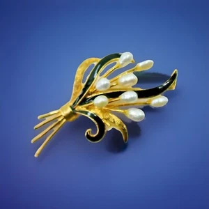 Vintage Faux Pearl Brooch Baroque and Black Enamel Floral Stem - Picture 1 of 13