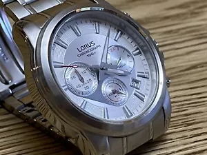LORUS CHRONOGRAPH VD53-X010 QUARTZ MANS WATCH - EXCELLENT CONDITION - Picture 1 of 13