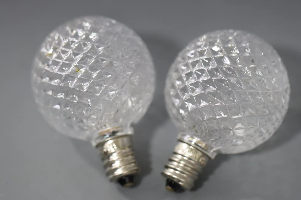 Vickerman G40 LED Cool White Bulb E12 Nickel Base 45W - Package of 25 - Image 1 of 4