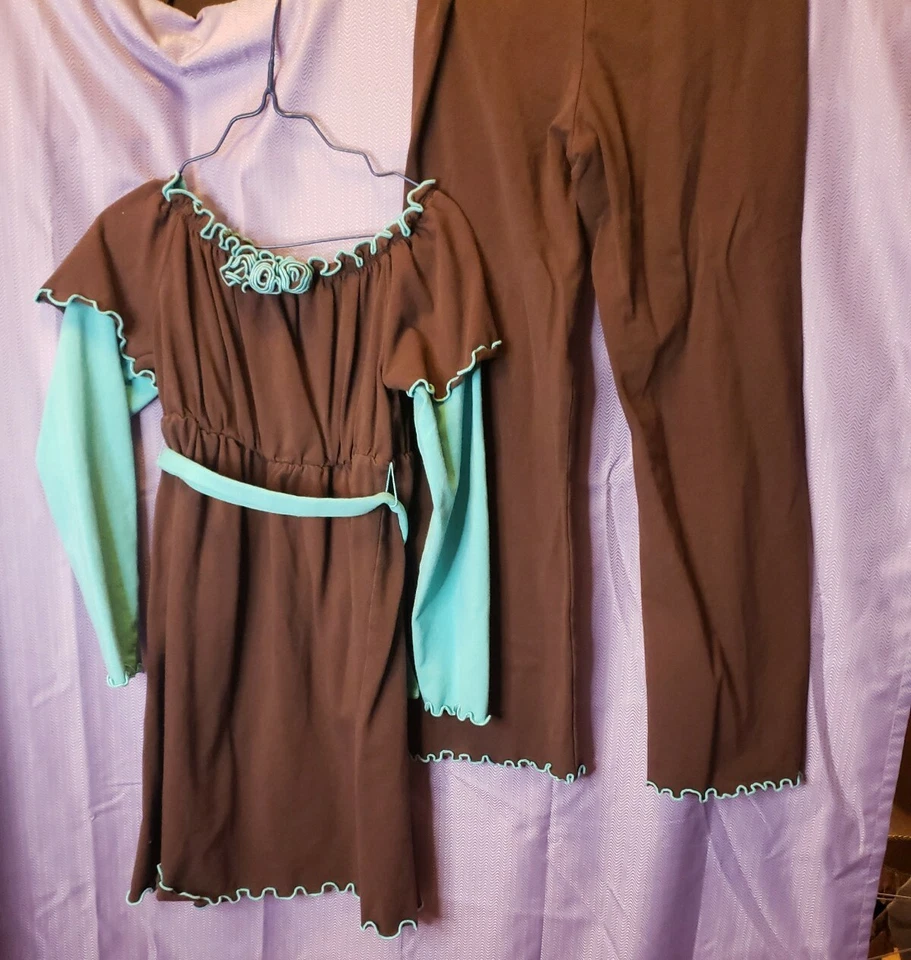 Vestido y pantalón con volantes Mulberribush talla 10 para niñas Foto 1 de 4