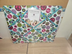 Peace Sign Graphic Fabric The French Memo Memory Picture Board New 19"×16" - Picture 1 of 8