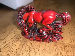 "Estatuilla vintage china de caballo rojo salvaje caballo feng shui de 3""" - Imagen 1 de 7